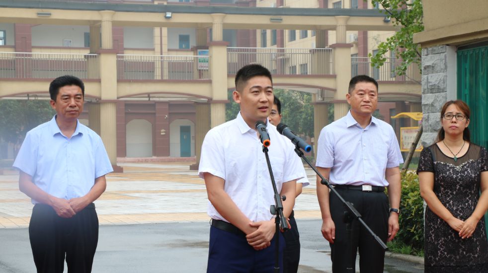辉县市新任公安局长图片