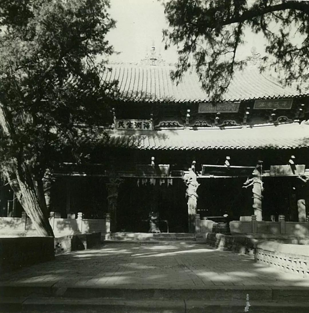 山西晋祠▲民国二年铁人(东北 山西晋祠▲景清门 山西晋祠▲葛瀛楼