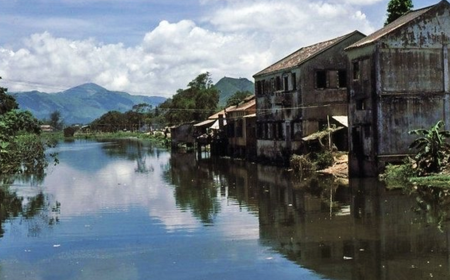 镜头下:1980年的深圳,还是一个小渔村