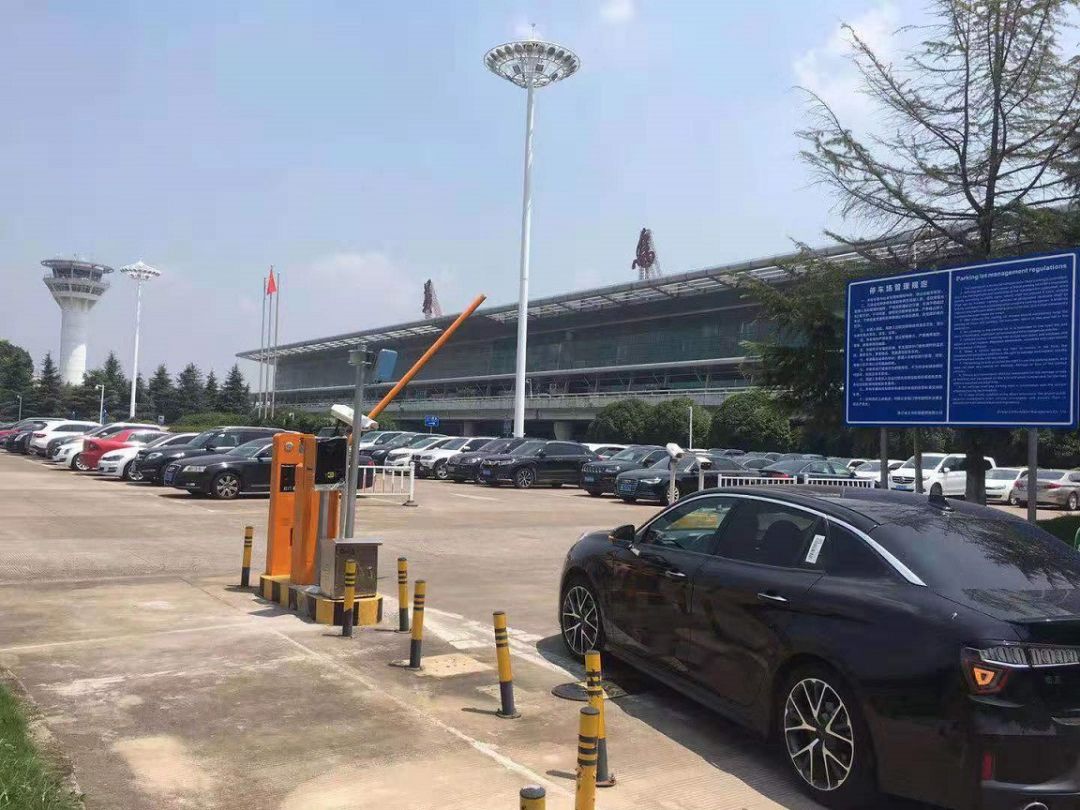 实现1秒进出!浙中首个etc停车场落地义乌机场