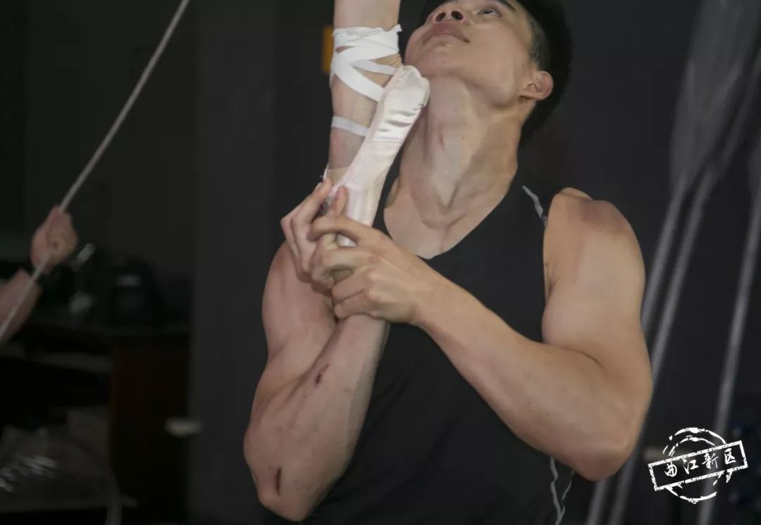 央视春晚剧组来曲江挑节目这个杂技团究竟什么来头