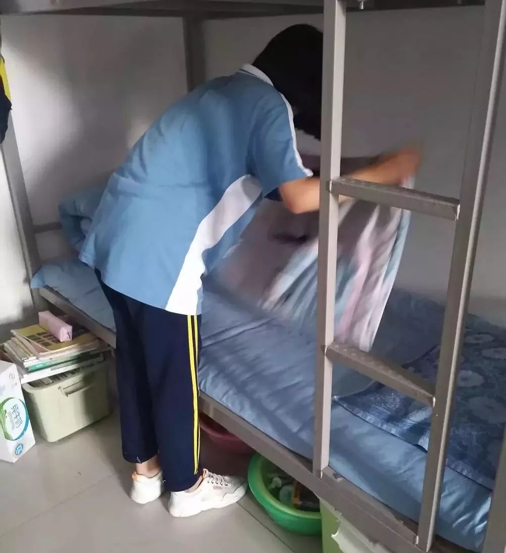 暖心的开学大片看看这部小编带你走进磁县二中悬疑