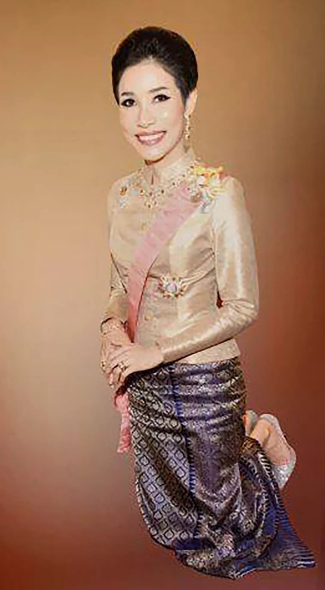 泰国国王的新贵妃图片