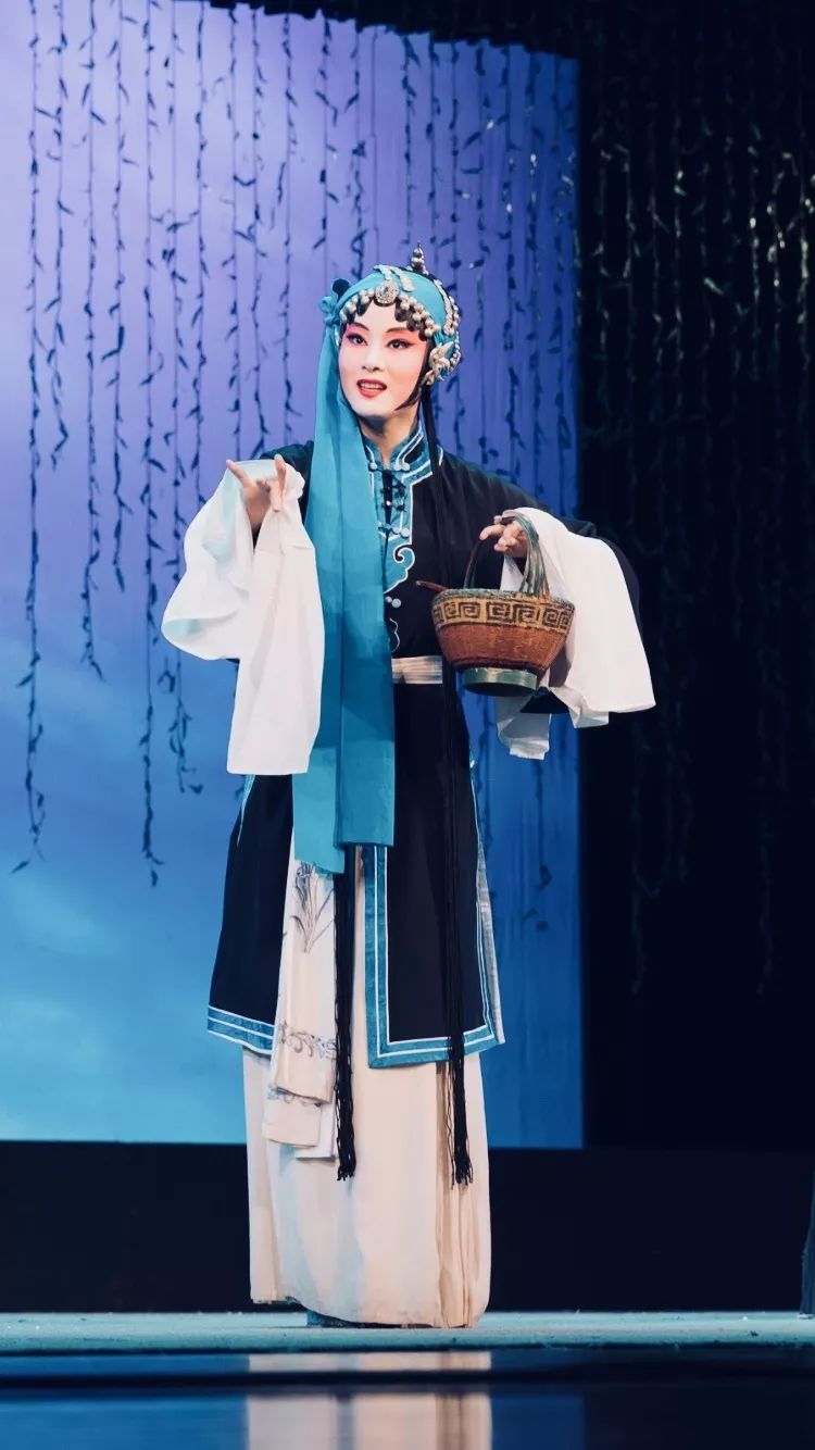 扬剧青年演员刘颖戏曲正在年轻化