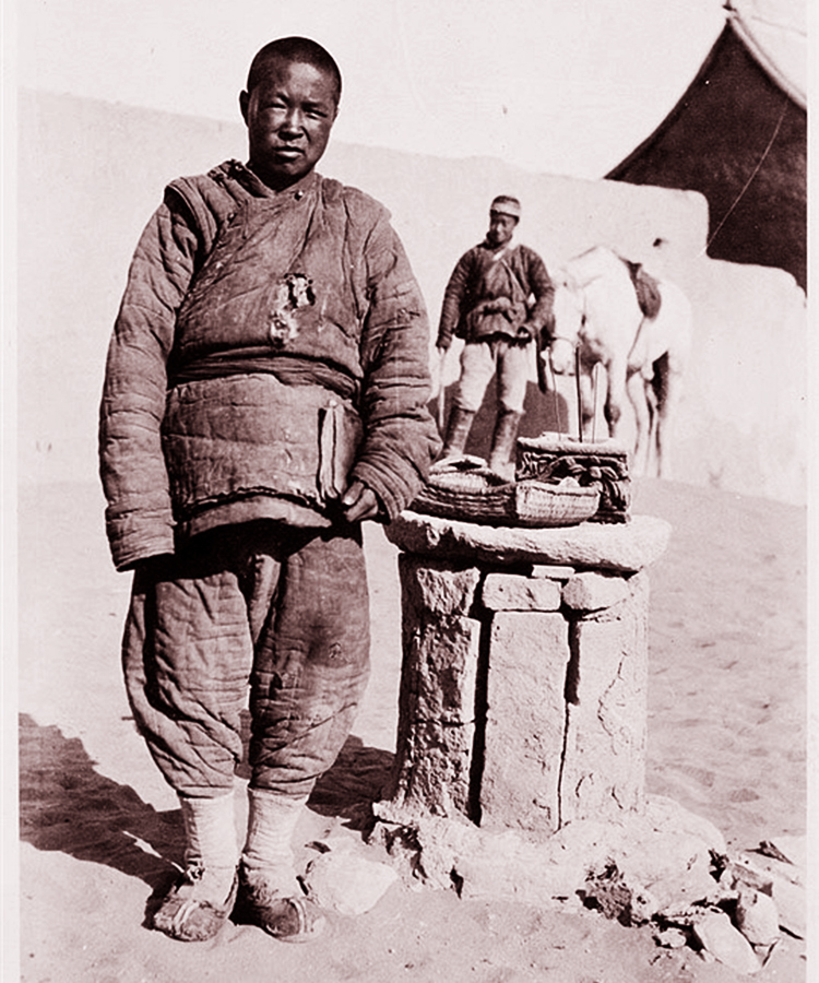 清朝末年高清人物照侏儒卖烤鸭高官妻妾成群李鸿章霸气现身