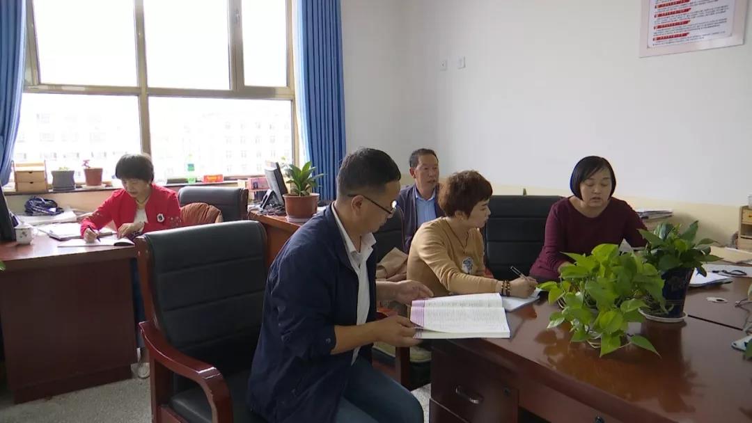 桃李不言下自成蹊记天祝一中高级教师李焕芝