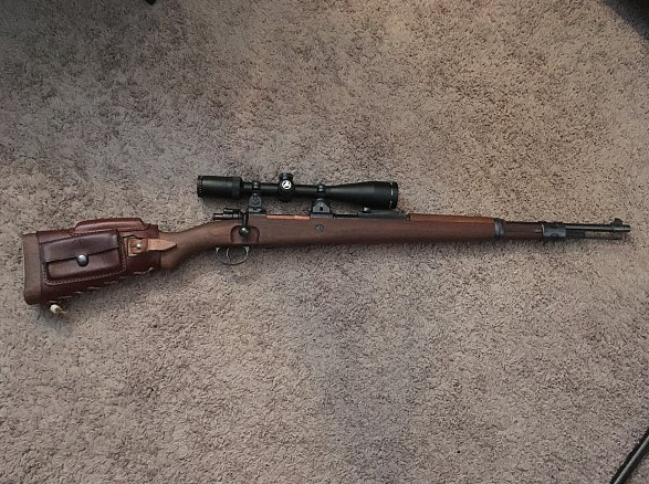 为啥捡到98k要配托腮板?小配件,大用途_枪托