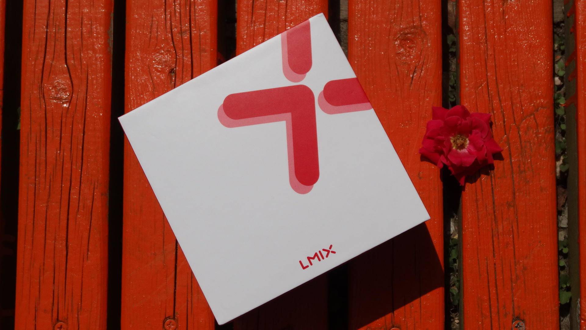 原创想哪里投影就那里投影lmix乐曼小微投影仪体验