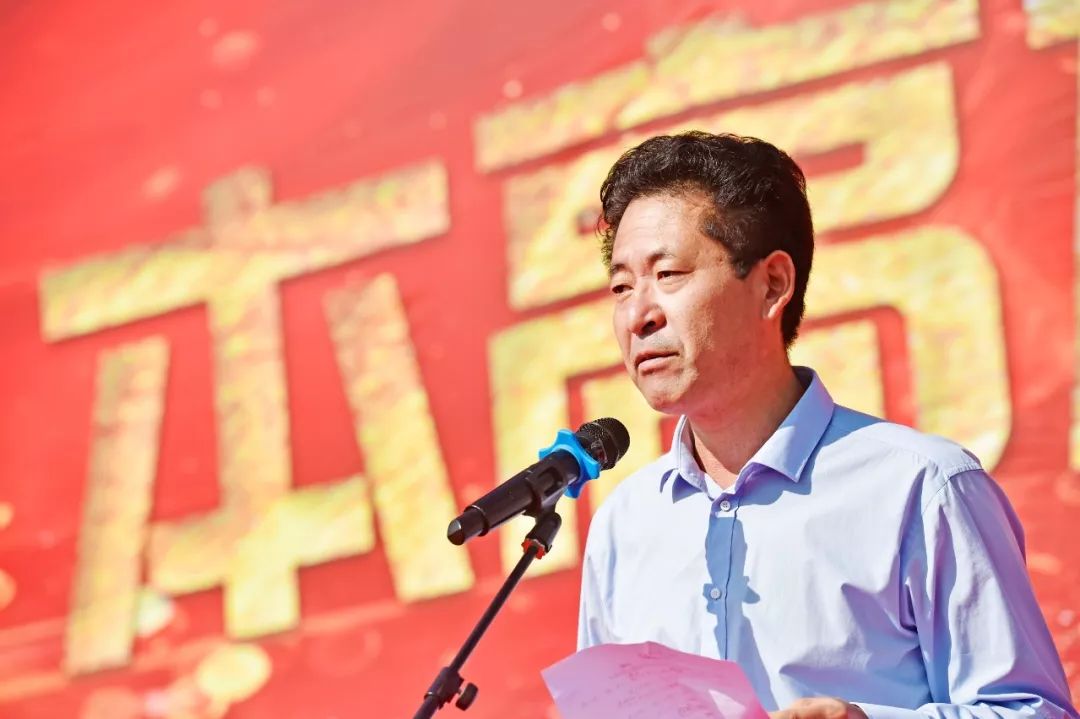 震撼来袭|本溪高中2019级新生军训结营现场纪实