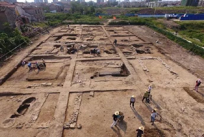 淮北市濉溪县城关镇北关沱河路北侧考古发掘明清时期酿酒作坊遗址