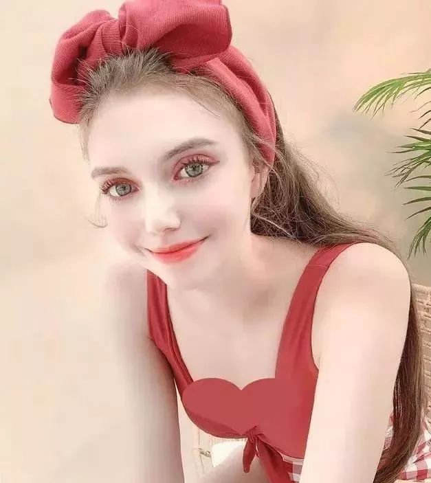 98年混血小姐姐一夜刷屏这个颜我吸了