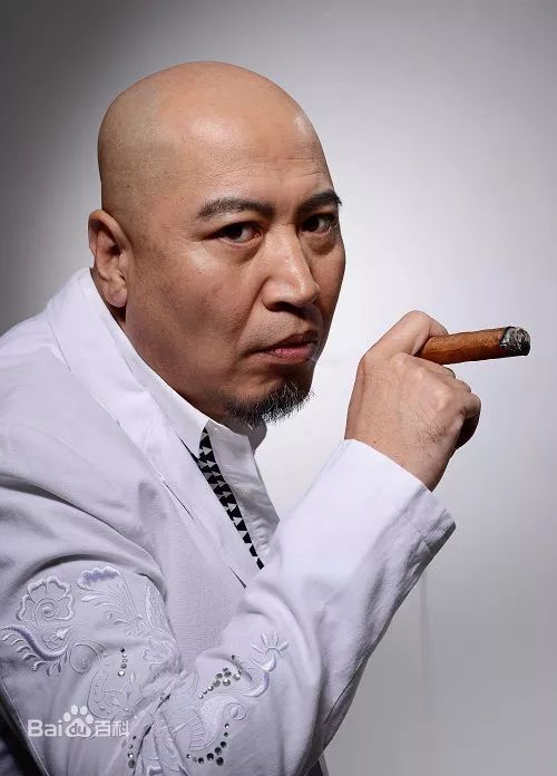 特别关注喜剧探险扶贫高县真正的本土电影高兴逮笨贼9月6号可以约了