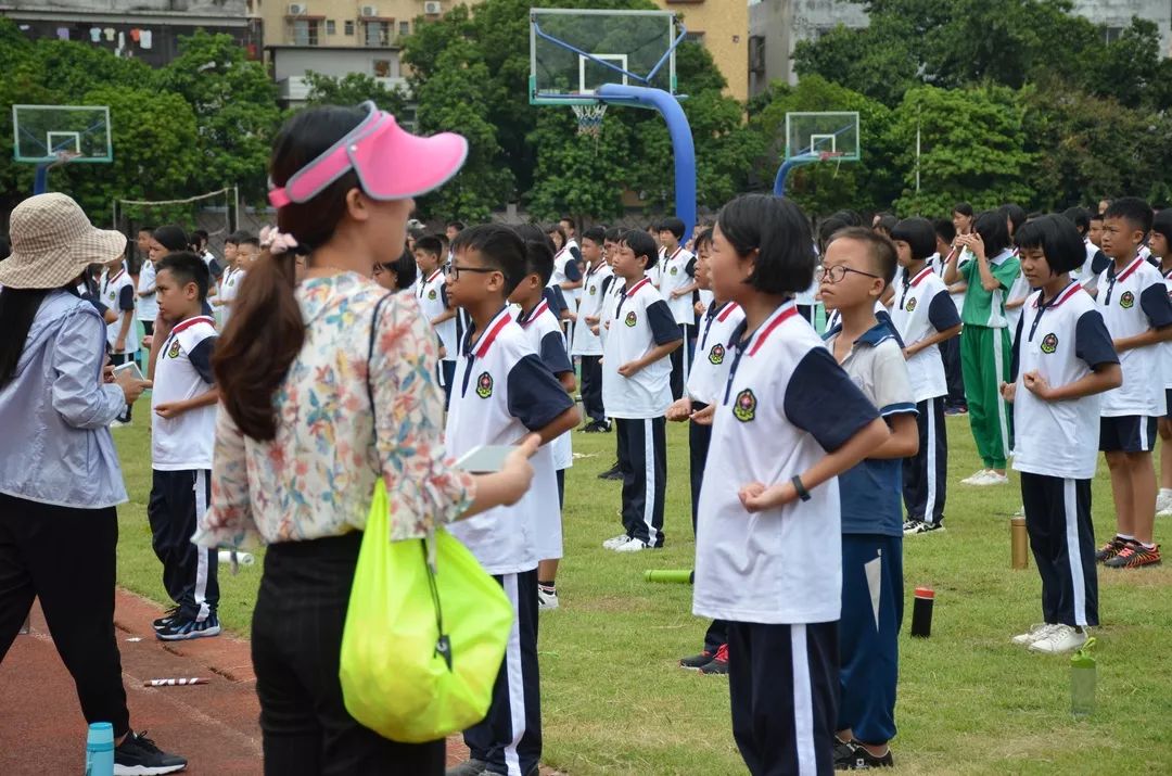 还是幕后默默关心学生,关注着学生的老师们,都是我们张槎中学最值得