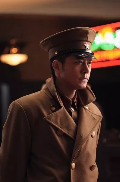 剧有礼刘烨化身特工007上演惊险谍战