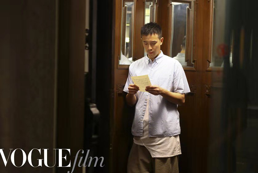 不愧是曾志伟的儿子,曾国祥秘密结婚?执导作品助周冬雨获影后!