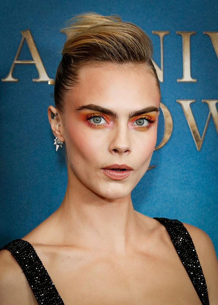 时而帅气时而艳丽只属caradelevigne一人