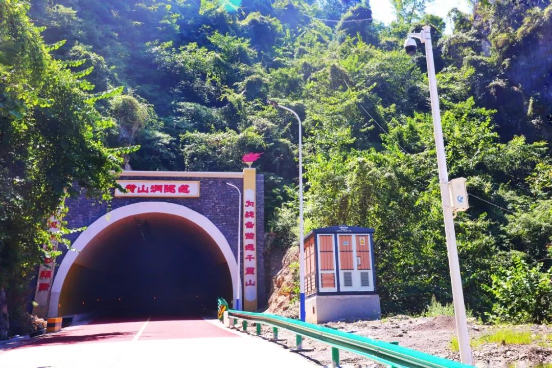 宜昌这条路上有三座网红隧道速来围观