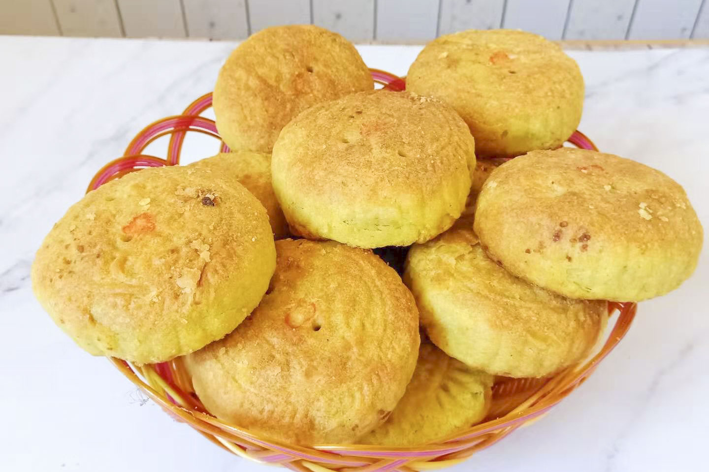 月饼在家做很简单不用烤箱电饼铛做出来比买的还好吃试试吧