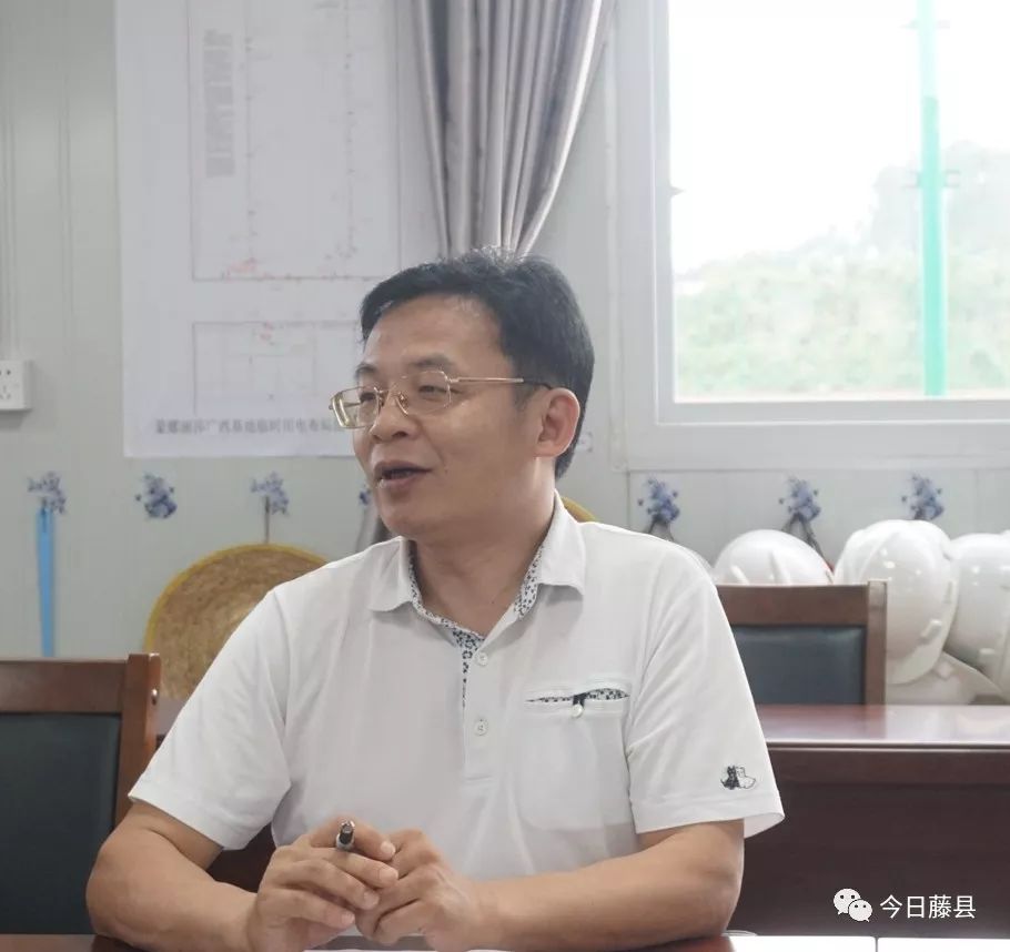 覃仕平到蒙娜丽莎项目现场调研