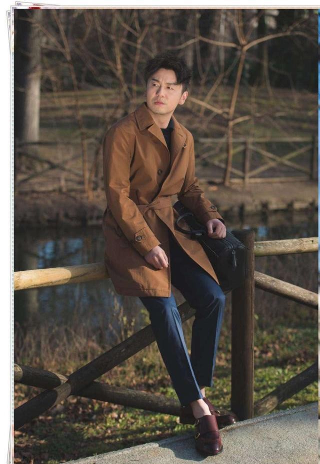 雷佳音乍一眼看上去也就普通身高170 ,头大肩膀窄脖子短身子也短,可是