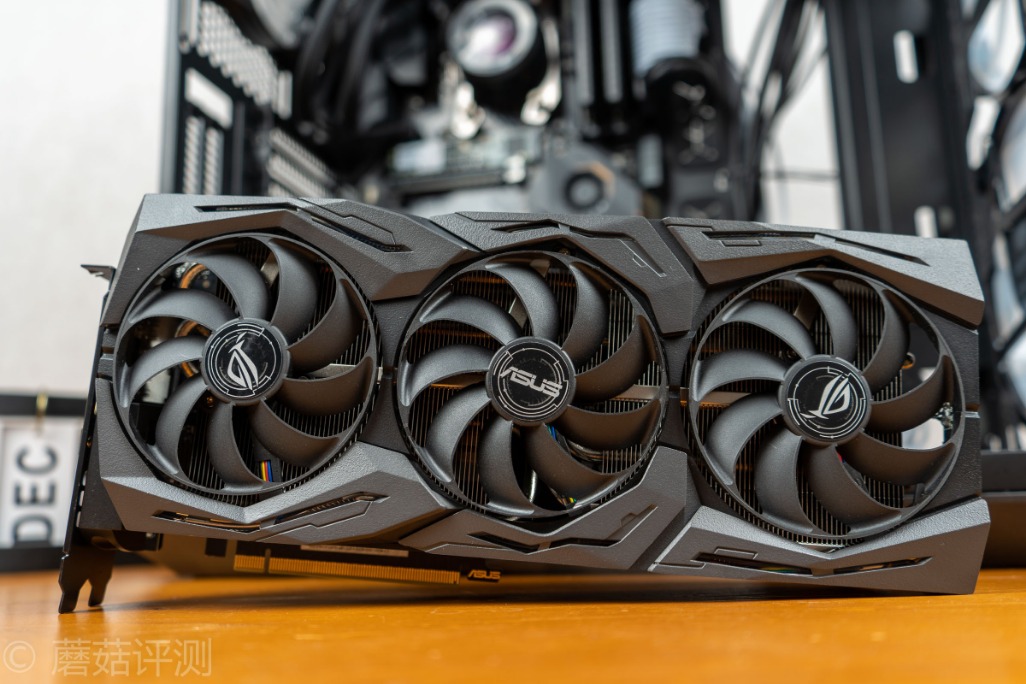 極致冷靜體驗一流華碩rogstrixrtx2070sa8ggaming顯卡開箱評測