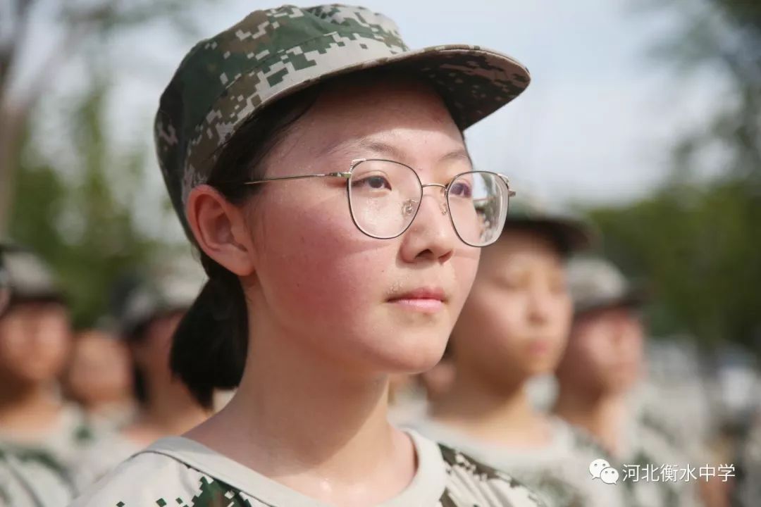 刚刚衡水中学军训照刷屏100个管理细节首次曝光震撼所有人