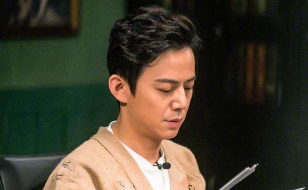 年薪最高的4大主持人:谢娜垫底,第一位高的吓人但实至名归!_孟非