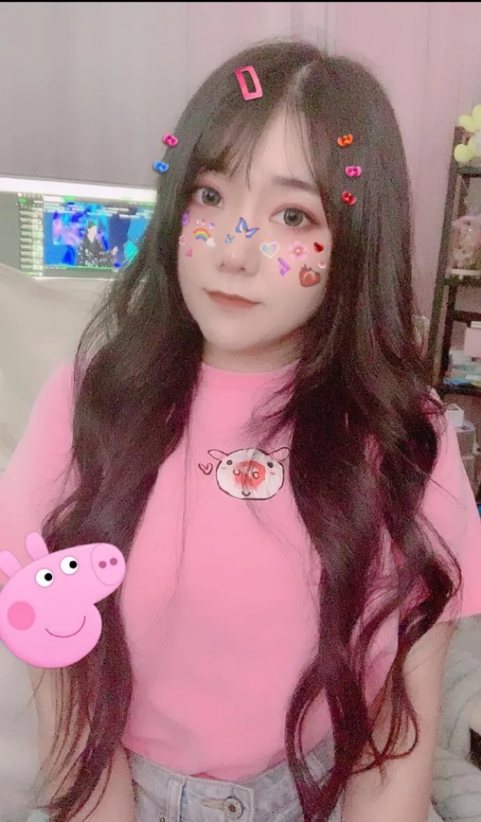 一条小团团—直播界的一股清流,她能迅速走红的精髓在哪?