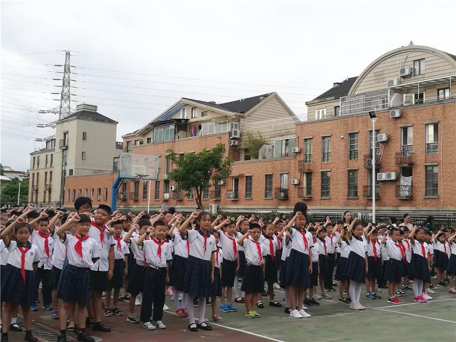 钟村奥园学校图片