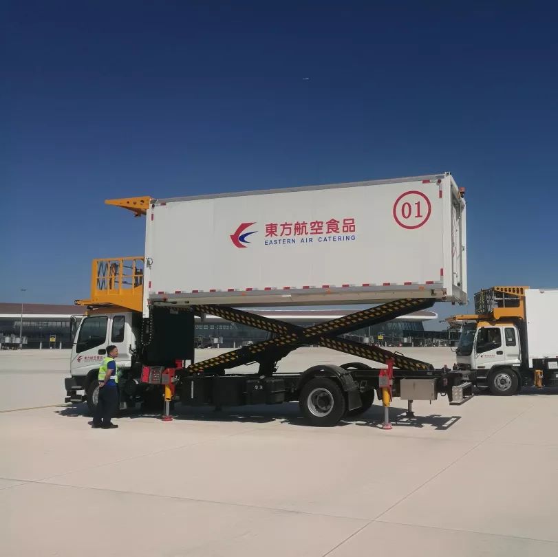 mu要闻大兴机场第五次综合演练东航独家5g黑科技刷脸登机设备炫酷来袭