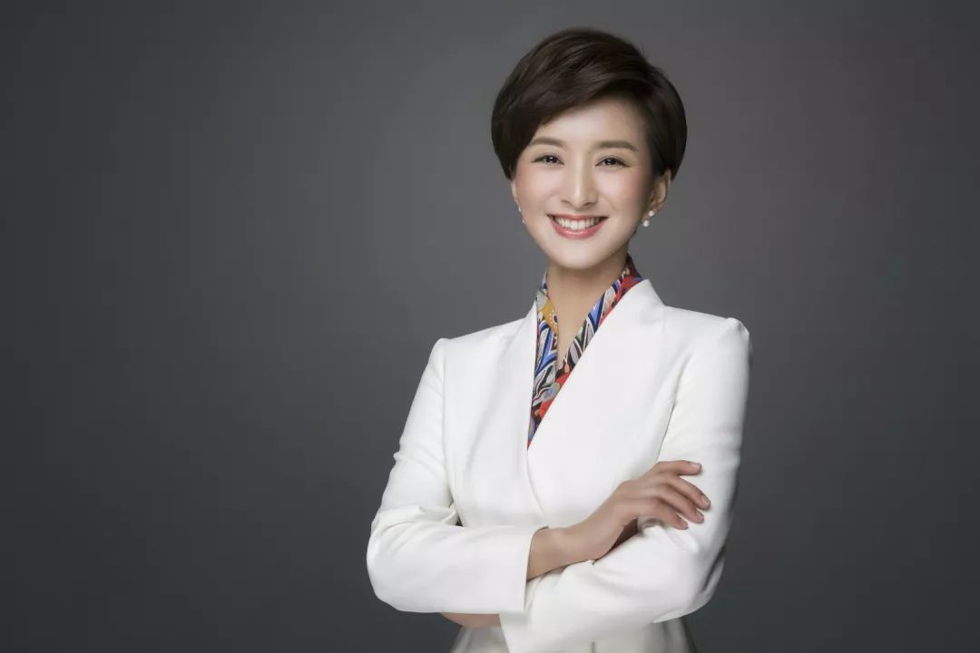 "今天的《晚安·贵州》,贵州广播电视台融媒体中心主播王媛媛将和