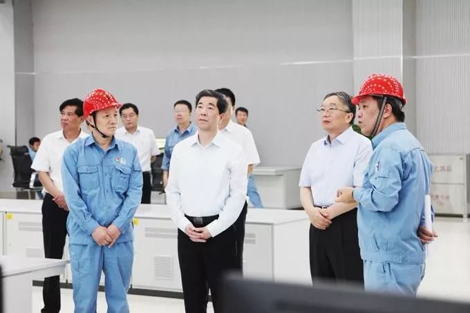 河南省省长陈润儿莅临洛阳石化调研