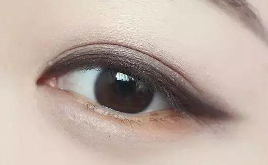 好看的眼型有哪些,杏仁眼经典美丽,你是什么眼型呢?_眼睛