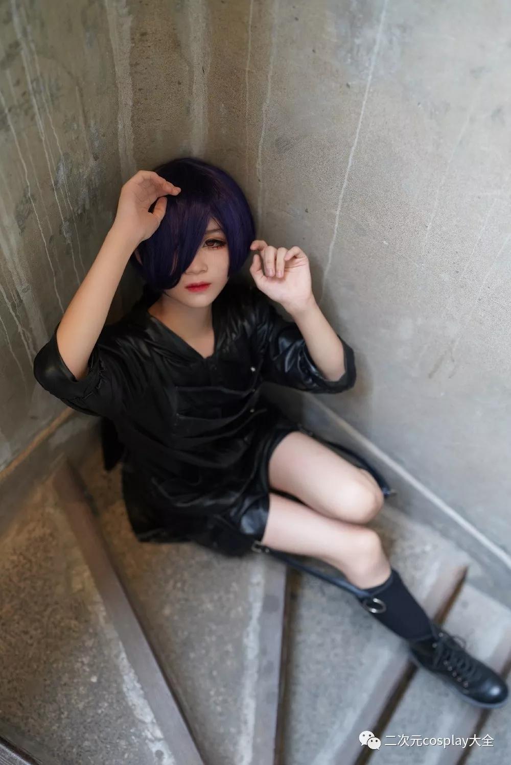 东京食尸鬼雾岛董香cos傲娇少女感眼睛好像会说话