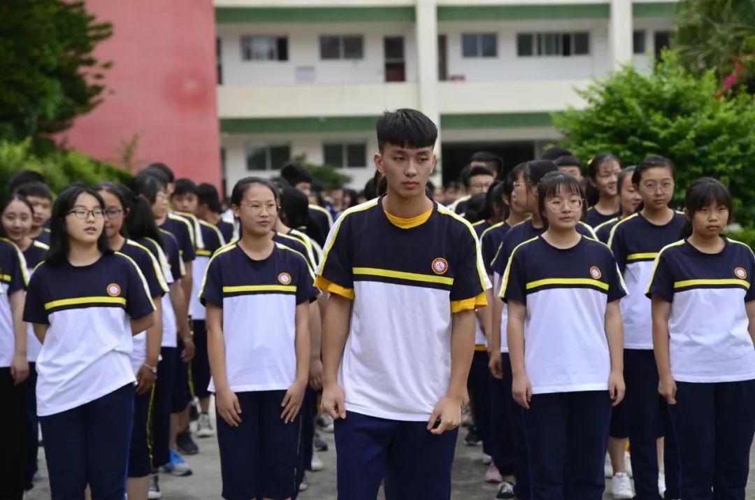 【纪实|汉源一中开学季】筑梦战场 乘风破浪 汉中学子 扬帆远航