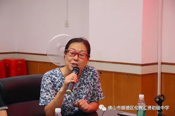 团结奋进争佳绩科学备考响号角记汇贤中学初三级开学会议