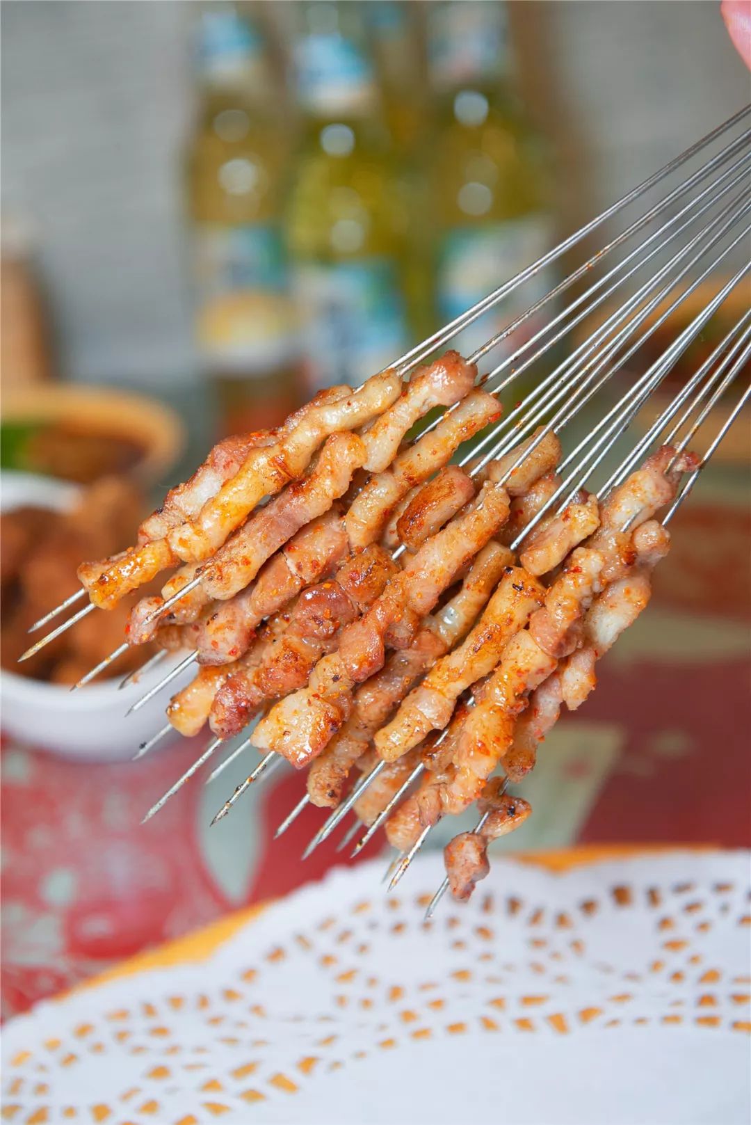 1天狂卖3000串火爆青岛的那家胡同烧烤神店如今终于开来潍坊了