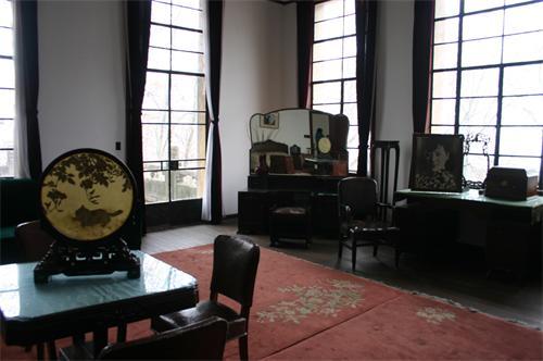 原创别再说蒋介石简朴了看看他的三套别墅吧