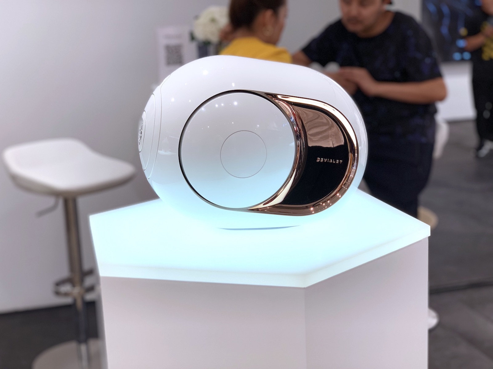 帝瓦雷在三里屯开了家店最便宜的音箱也能顶四个homepod