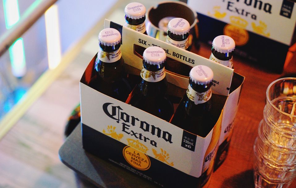 夜游青岛走进1907酒吧街啤酒音乐美食文化购物多元素点燃青岛夜间激情