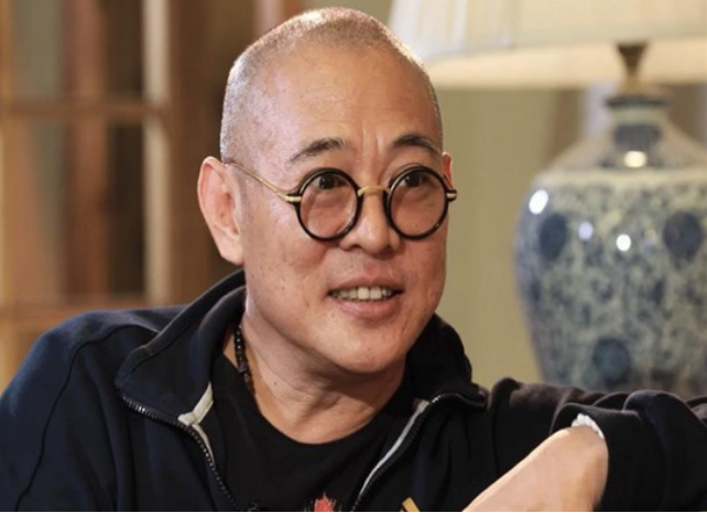 出名后更改国籍的四位明星,被称为“卖国贼”,他改回中国国籍!_甄子丹