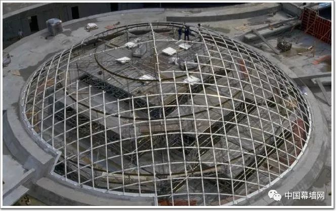 网壳结构下未来与创新