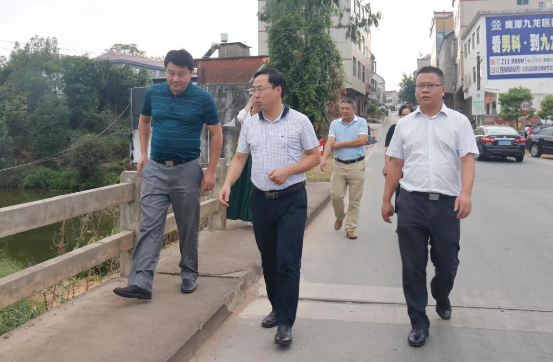 8月30日,市委常委,宣传部长张卫平专题调研志光镇集镇居民自来水改造