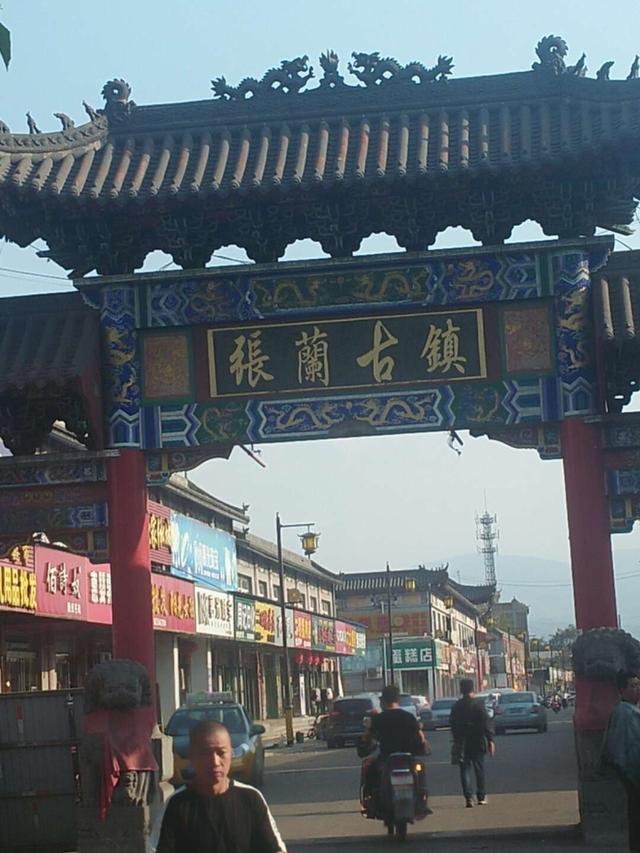 鹧鸪天 张兰古城初秋夜