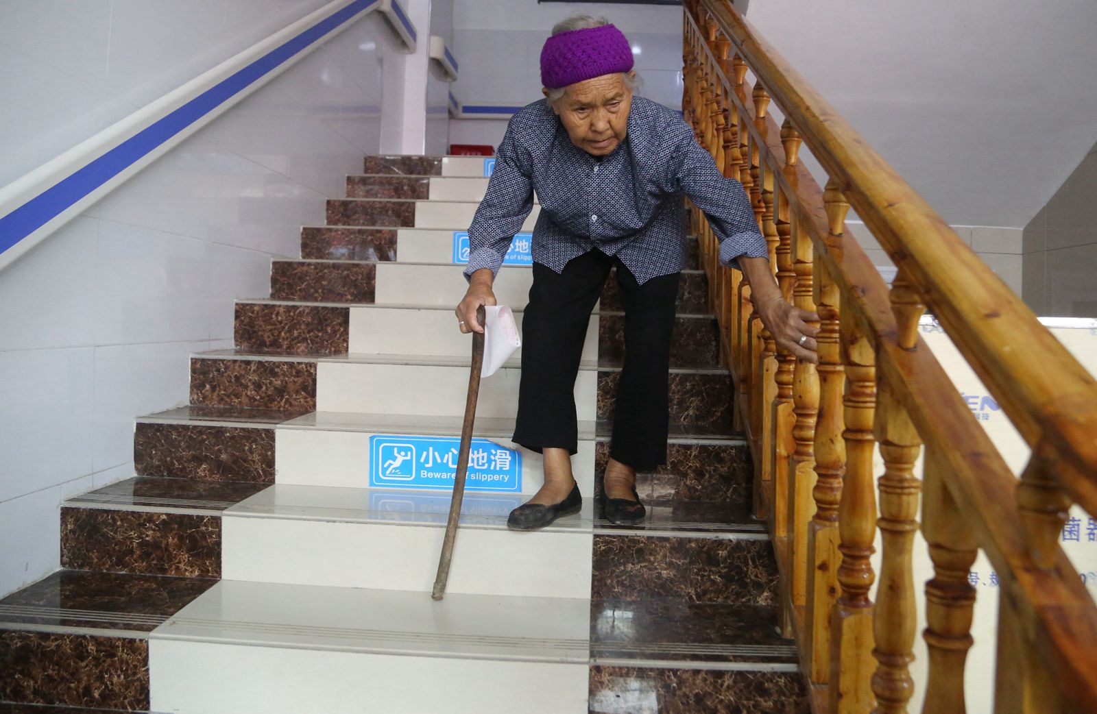 一位八旬土家族老人的嘱咐鲁医生您回去还要来啊