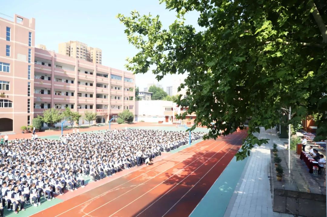 西安市庆安高级中学图片