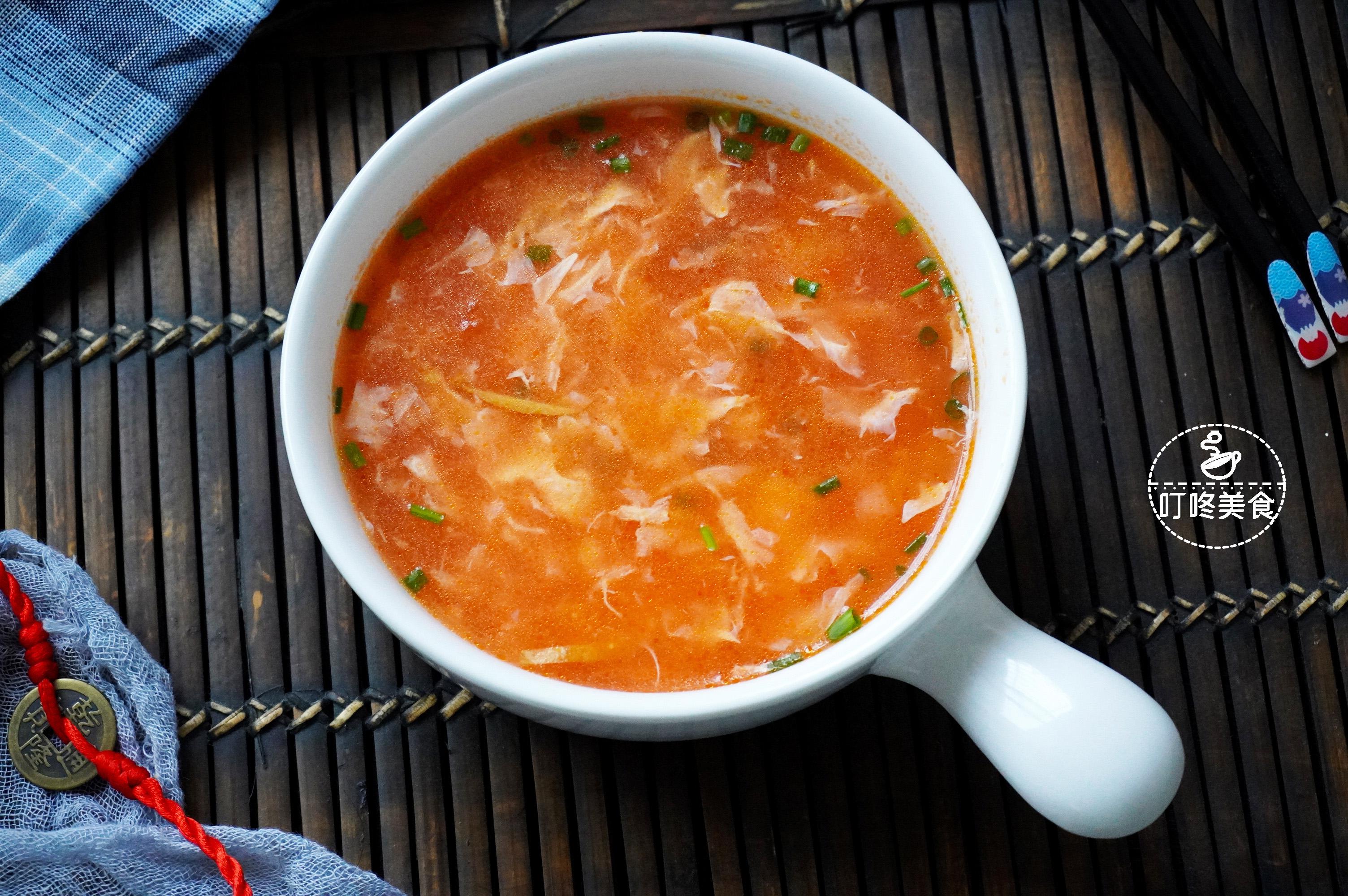 做西红柿蛋汤时,先加水就错了,少了这一步,难怪汤味淡,不好喝_汤汁