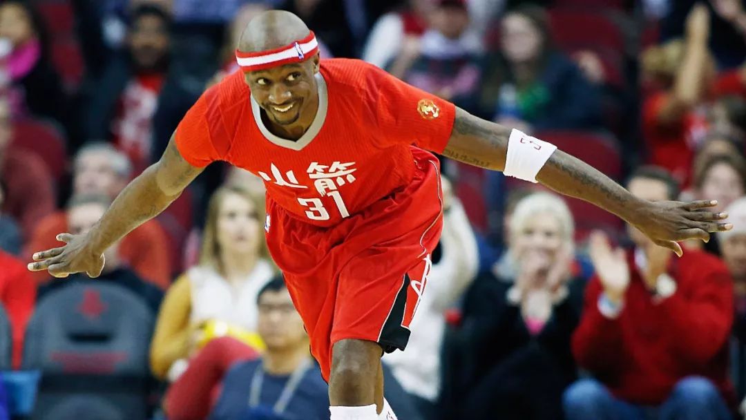 特里:球场上的"喷气机"!