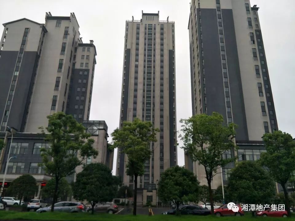 0731-52821080地址:湘潭市雨湖区万楼街道护潭西路万楼新城公租房