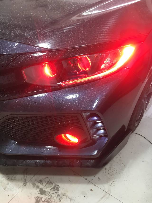 镇江动力灯改 本田思域大灯升级4透氙气大灯 红色恶魔眼 流光尾灯